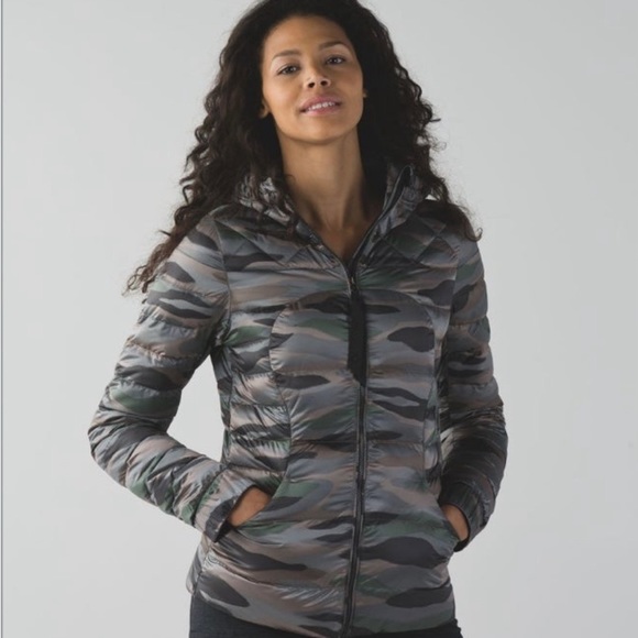 Lululemon camo puffer jacket size 4 - Picture 1 of 10